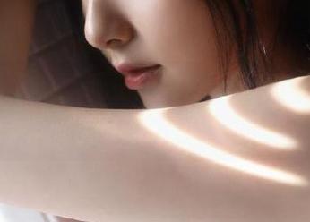 观看生活不如吃瓜，17c黑料带你进入疯狂八卦的世界