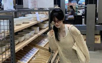 www.51.com传送门:从此不再怕手机电量低,哈哈哈哈!