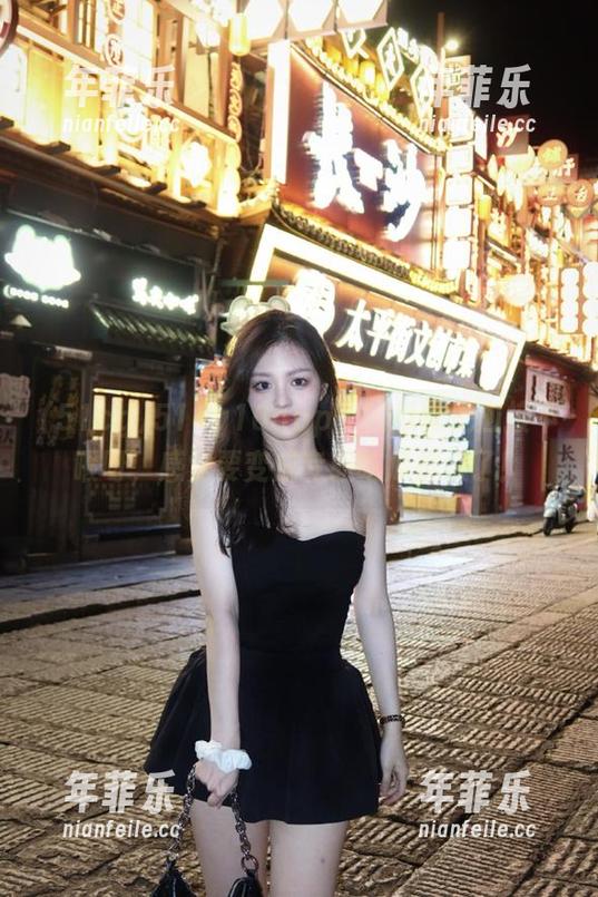 51cg 51cg10app里的瓜真是应接不暇呀,感觉要变成专职吃瓜群众了!