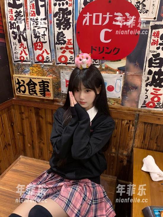 51吃瓜网 下载页的狗血剧情,51吃瓜网网址居然也没逃过!