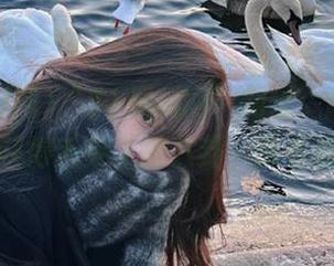 “51爆料网”网址:随时随地都能获得舌尖上的八卦,快来摸摸!