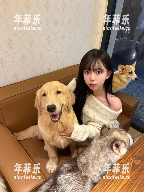58吃瓜 “58吃瓜”又来一波永久的苦瓜心情,边吃边哭泣。