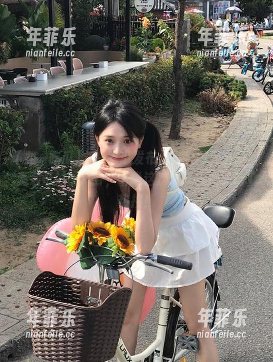 九一吃瓜 九一吃瓜发布:黑料网又来一波莫名奇妙的八卦,听说这次又有人被扔进了热搜!