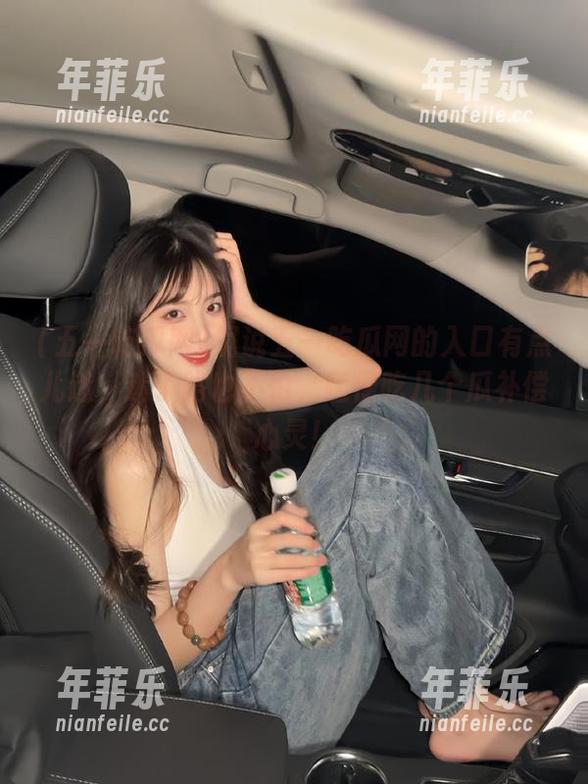 五一吃瓜网 据说五一吃瓜网的入口有点儿迷,迷了路也不怕,随便吃几个瓜补偿心灵!