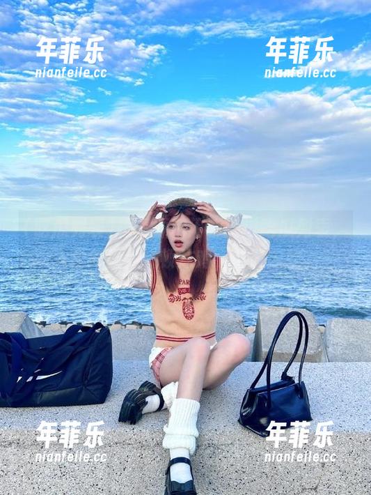吃瓜列表 把资源和闲聊抛进吃瓜列表,人生就像是一顿炸鸡,外脆内软。