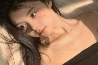 “吃瓜网站照耀下的朝阳，感觉生活也变得阳光灿烂了”“