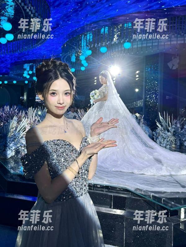 吾爱吃瓜 电视剧的入口不外乎八卦,“吾爱吃瓜”你可以在线看剧涯!