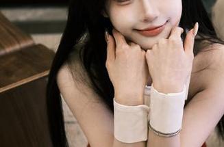 你说想要免费的“好莱坞黑料正能量”,结果却给我个剧本,果然是反差萌!