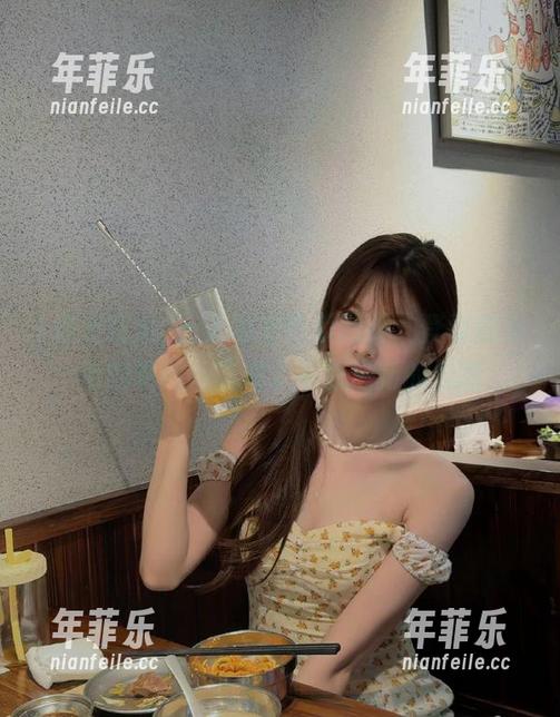 泡泡吃瓜 上了泡泡吃瓜网页,登录成功后的瞬间,我成了不断刷新的瓜迷
