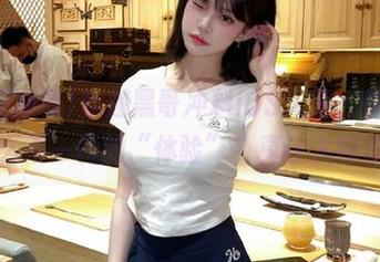 穿越黑哥冲料iOS入口,你会有什么不一样的“体验”?真让人好奇。