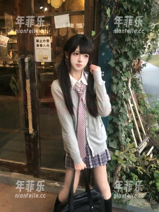 黑料91 说好的不吃瓜,还是被“黑料91”App的消息给诱惑回来了……