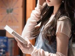 当国产神剧遇上黑料不打烊app，那是什么鬼样子？