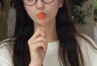 为啥我觉得黑料正能量官网就像那个永远出现在咖啡店里的咖啡机，随时给你冲一杯gossip？