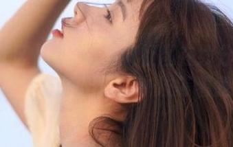 说好的黑料社区在线分享呢？居然有些不想说出口的咖位等着我去挖。