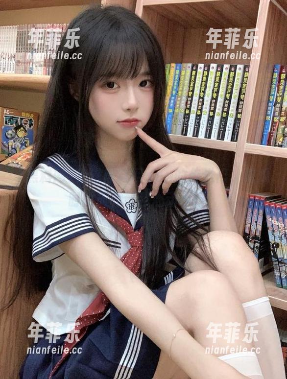 黑料网 走进黑料网app的传送门,吃瓜时的天真让我心动不已!