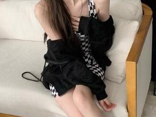 毛里昂说，黑料网址这个地址很社交，转发送福利